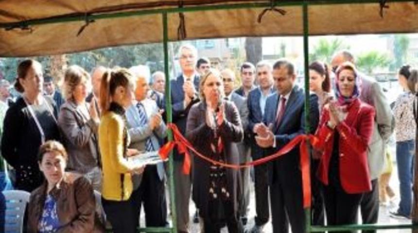 Reyhanlı'da İhtiya&ccedil; Sahibi &Ouml;ğrenciler Yararına Kermes