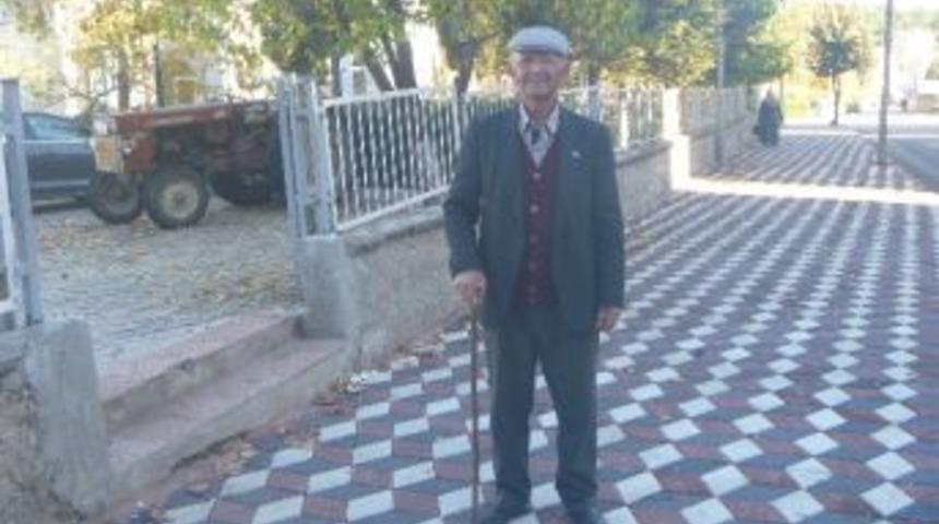 Yeni Kaldırımlara Engeller İ&ccedil;in Y&ouml;n Ve Uyarı Taşı Talebi