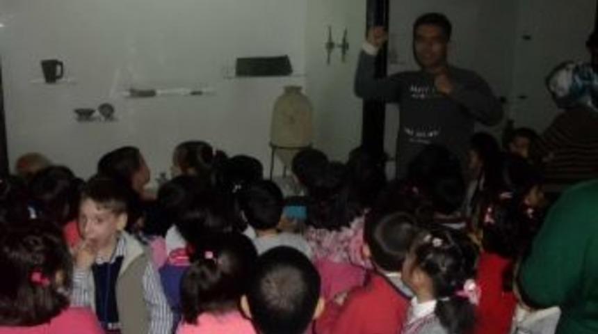 Anasınıfı &Ouml;ğrencileri M&uuml;zede Adıyaman Tarihini Keşfetti