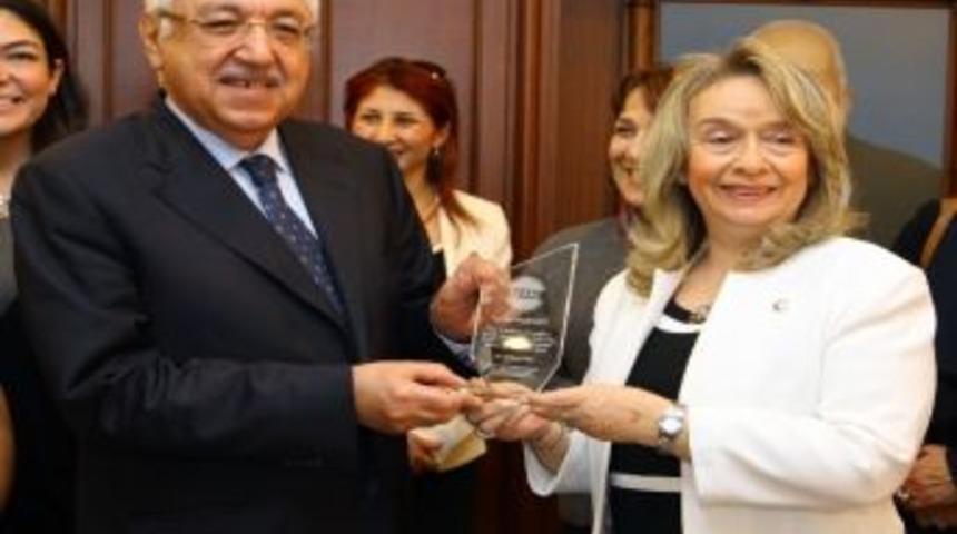 İzikad &Uuml;yeleri Naksan&rsquo;ı Ziyaret Etti