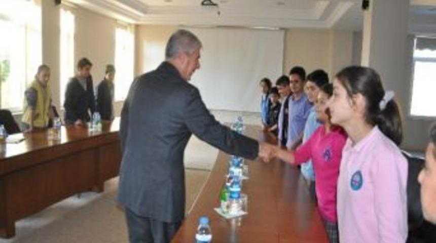 T&uuml;rkiye&rsquo;de 21 &Ccedil;ocuk Meclisinden Birisi Erbaa&rsquo;da