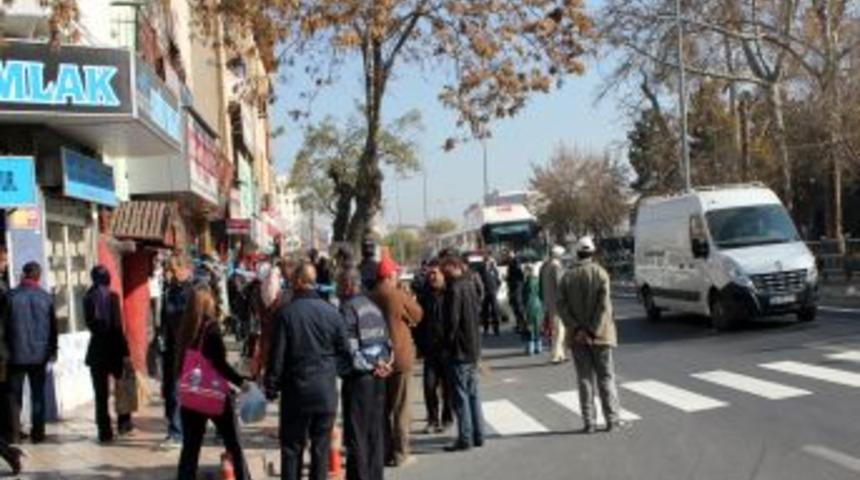 Anten Ayarı Yaparken &Ccedil;atıdan D&uuml;şerek Hayatını Kaybetti