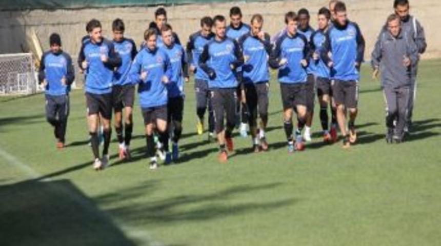 Karab&uuml;kspor'da Akhisar Mesaisi Başladı