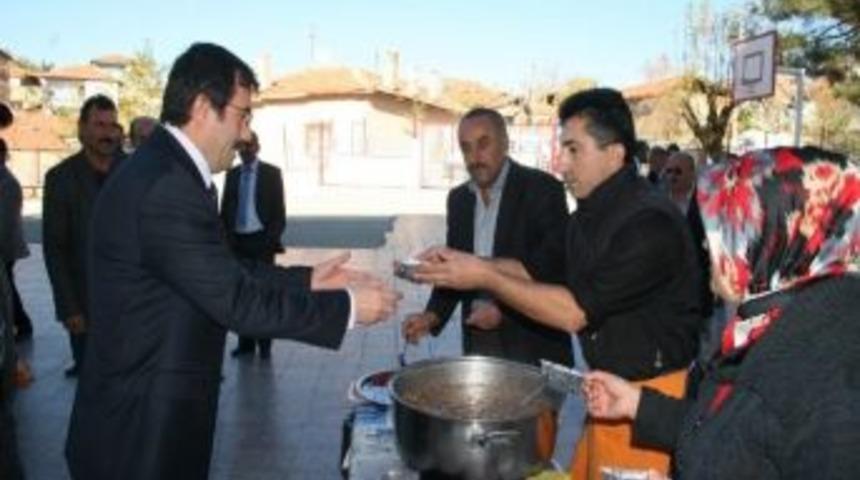 H&uuml;rriyet Ortaokulu&rsquo;nda Aşure G&uuml;n&uuml; Etkinliği