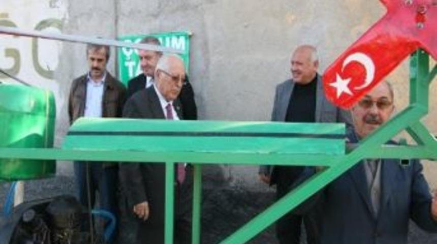 Sungurlu'da 65 Yaşındaki Mucit Tek Kişilik Helikopter İmal Etti