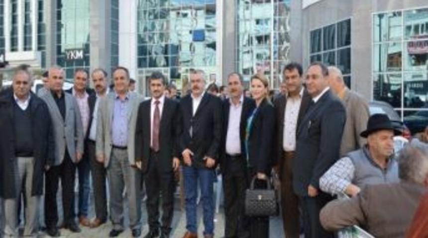 Edremit&rsquo;te Ak Parti&rsquo;den Aşure Hayrı