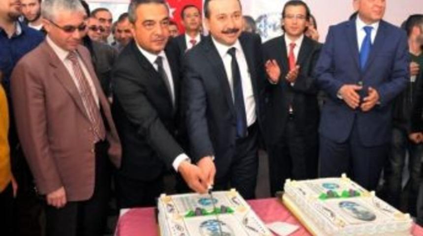 Sel&ccedil;uk Veteriner Fak&uuml;ltesi Ab Başarısını Kutladı