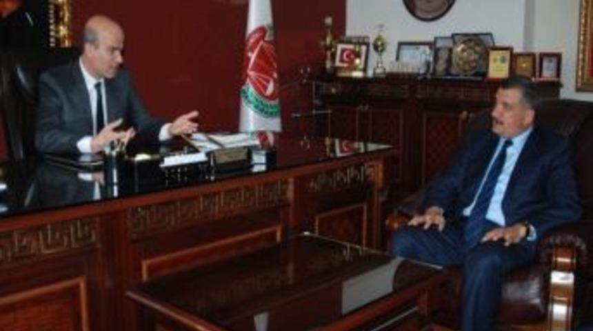 G&uuml;rkan, Se&ccedil;im &Ccedil;alışmalarını S&uuml;rd&uuml;r&uuml;yor