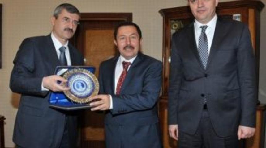 Emniyet Genel M&uuml;d&uuml;r Yardımcısı İsmail Baş&rsquo;dan Vali Balkanlıoğlu&rsquo;na Ziyaret