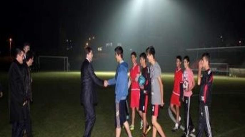 &Ouml;mertepesi Sahası Aydınlatması Tamamlandı