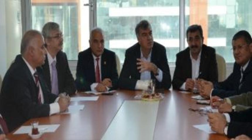 Chp İl Başkanı Ali Engin, &Ccedil;iğli Aday Adaylarıyla Buluştu