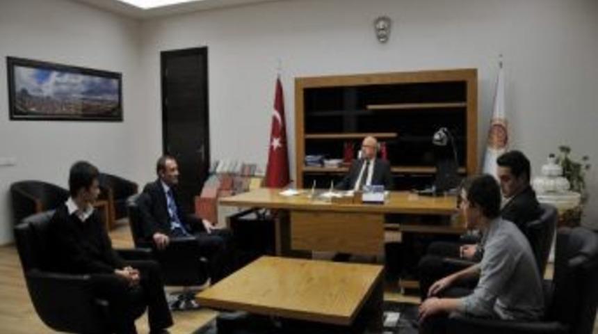 Nfk Bilgi Evi'nden Başkan &Ccedil;oban'a Ziyaret