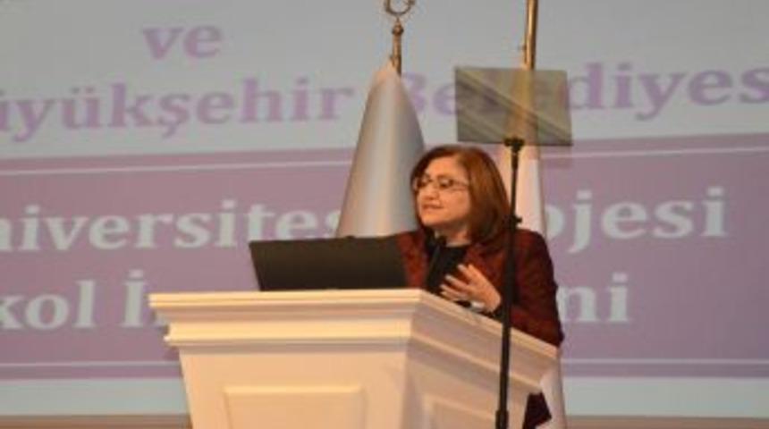 &lsquo;Anne &Uuml;niversitesi&lsquo; A&ccedil;ılıyor
