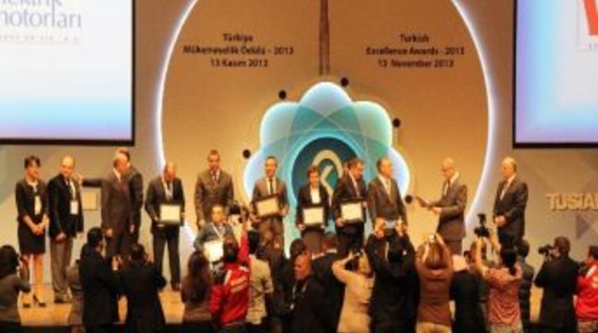 Başiskele Belediyesi'ne &lsquo;m&uuml;kemmelik&rsquo;te Yetkinlik &Ouml;d&uuml;l&uuml;