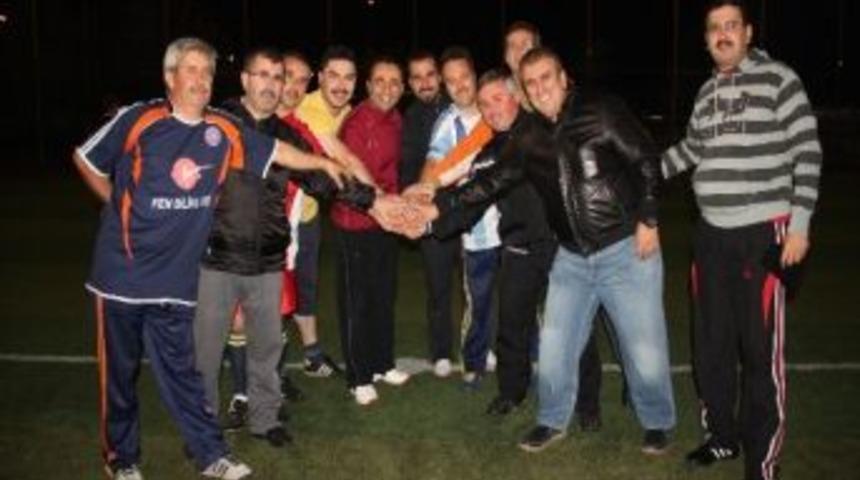 İmamlar, Papazlarla Oynayacakları Ma&ccedil;a Sıkı Hazırlanıyor