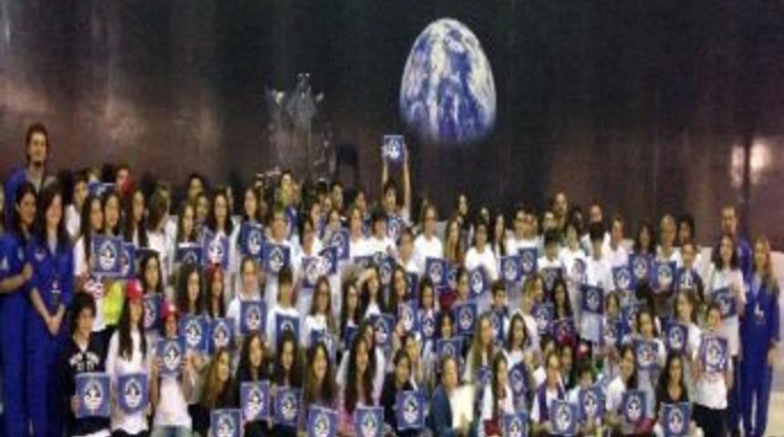 T&uuml;rkiye'nin Uzay &Uuml;ss&uuml;'nde Heyecanlı Buluşma