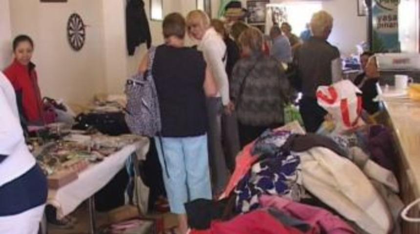 (özel Haber) Marmaris'te Yerleşik Yabancılar Bit Pazarı Kurdu