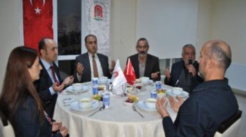 Amasya &Uuml;niversitesi'nde Muharrem İftarı