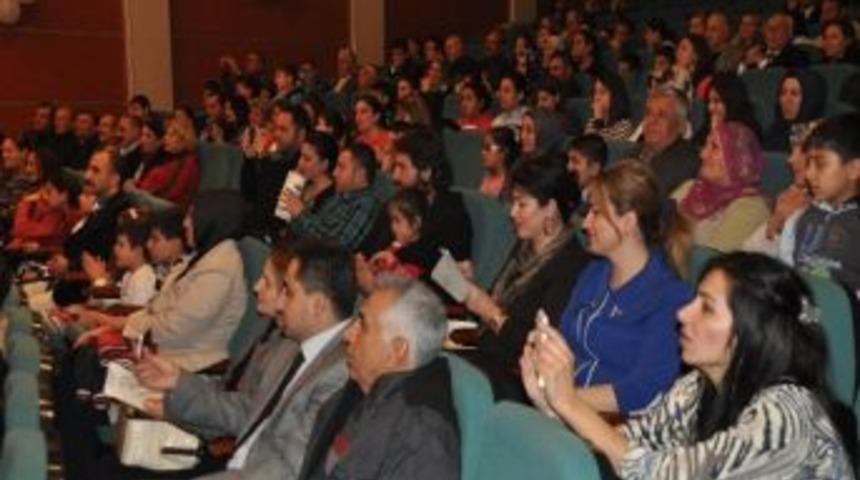 &Ccedil;ocuk Korosu, Tsm Konseri Verdi