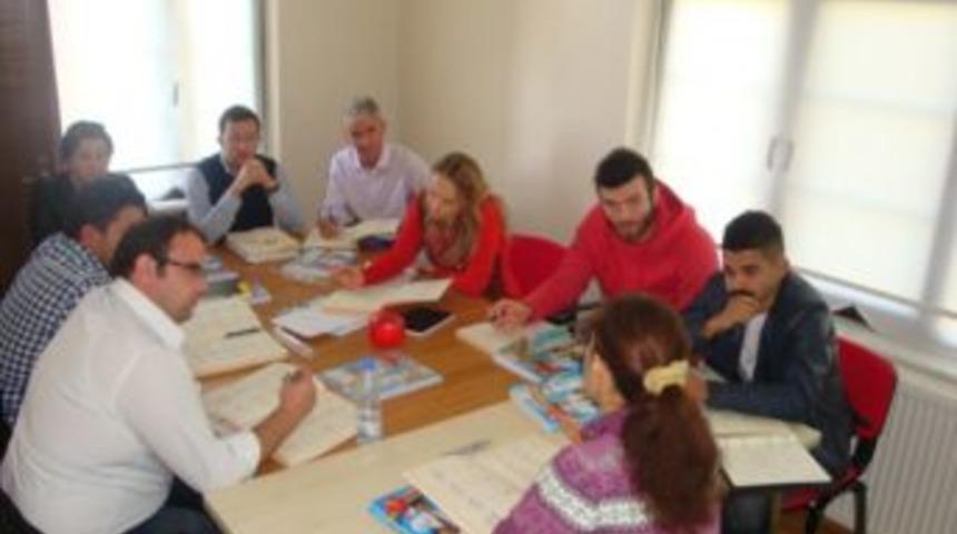 Rus&ccedil;a Kursuna İlgi B&uuml;y&uuml;k