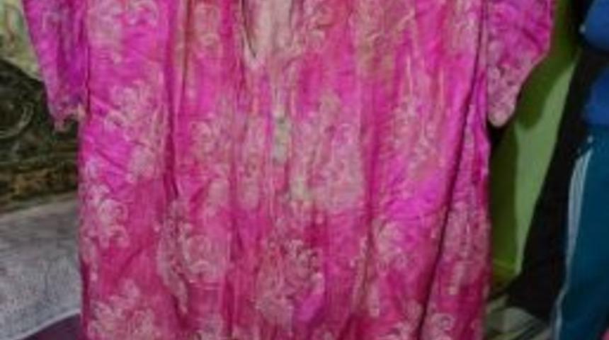 106 Yaşında &Ouml;len Ayşe Ninenin Sandığından 90 Yıllık Gelinliği &Ccedil;ıktı