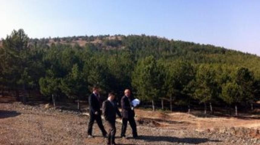 Kaymakam Per&ccedil;i, Suşehri&rsquo;ne Yeni Yapılan Mesire Alanında İnceleme Yaptı