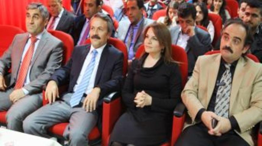 Aksaray &Uuml;niversitesinde &lsquo;K&uuml;rt Meselesi Ve &Ccedil;&ouml;z&uuml;m S&uuml;reci&rsquo; Tartışıldı