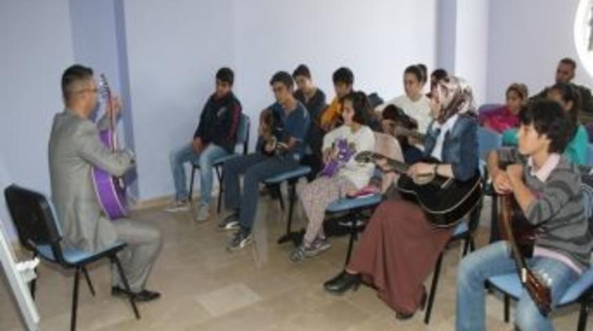 Recep Tayyip Erdoğan K&uuml;lt&uuml;r Merkezi&rsquo;ne Kursiyer İlgisi