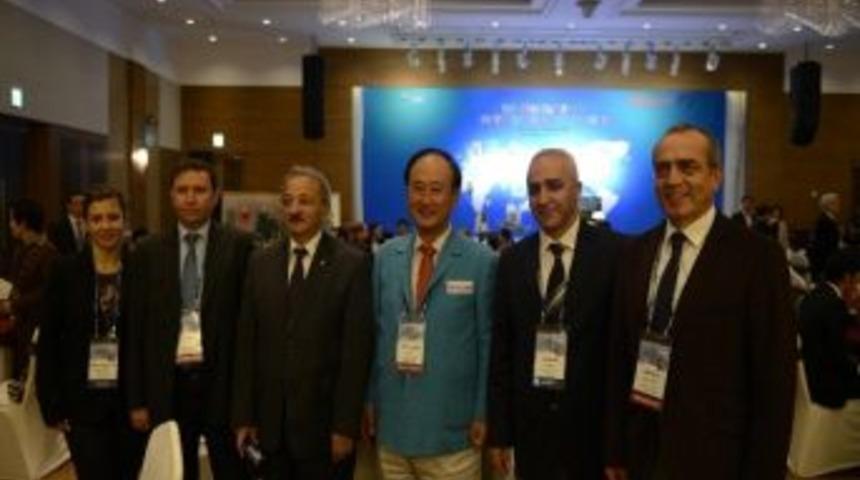 İpek Yolu Şehirleri Bayrağı 2015&rsquo;de Bursa&rsquo;da