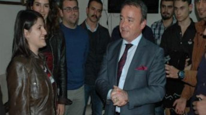 Chp'li Akdemir'den Gen&ccedil;lere Siyasi Taktik