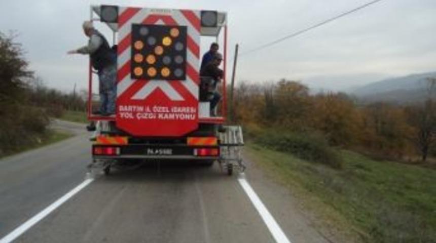 Yol &Ccedil;izgi &Ccedil;alışmaları Devam Ediyor