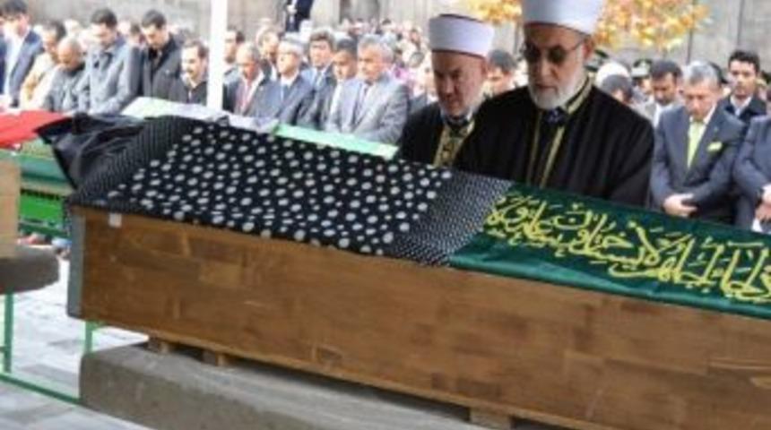 Din&ccedil;er Ailesinin Acı G&uuml;n&uuml;