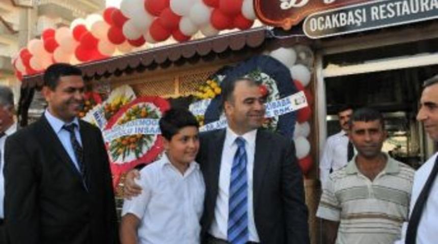 Başkan &Ccedil;ift&ccedil;i Esnafla Buluştu