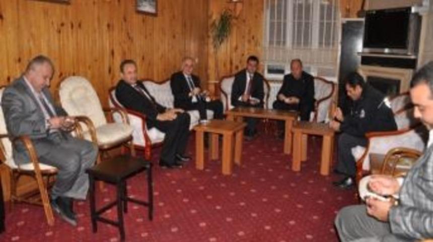 Azdavay Belediyesi Aşure Dağıttı