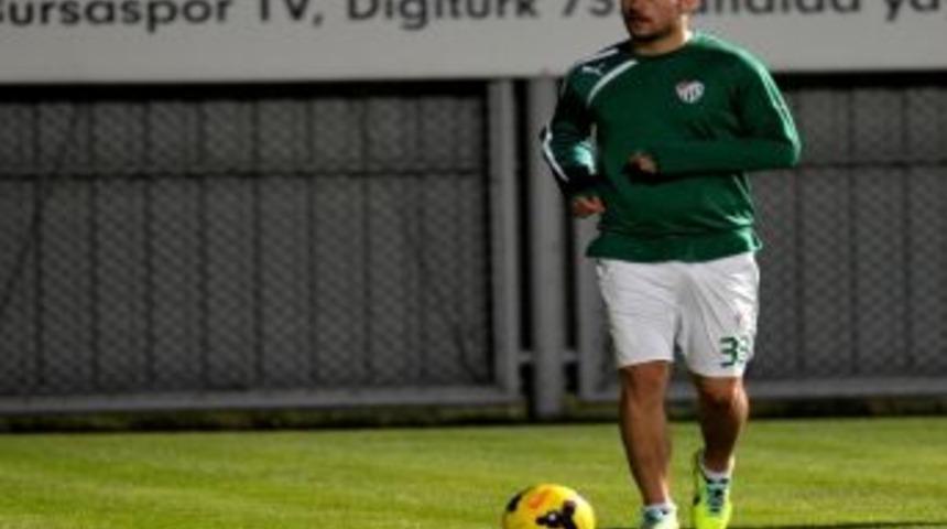 Bursaspor, Kasımpaşa Ma&ccedil;ı Hazırlıklarını S&uuml;rd&uuml;r&uuml;yor