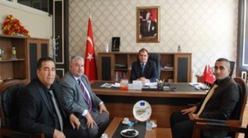 Kktc Adıyamanlılar Derneğinden Vali Vekili Levent &Ouml;ztin&rsquo;e Ziyaret