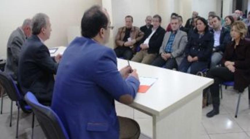 Ak Parti&rsquo;de &Uuml;&ccedil; Başkan Mazbatalarını Aldı