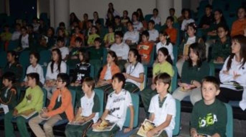 Minik Veterinerler İş Başında