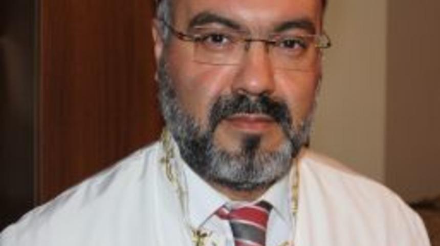 M&uuml;ft&uuml;l&uuml;k, "Kerbala Ayrılık Değil" Diyerek Ulu Camii'de Kur'an-ı Kerim Okuttu