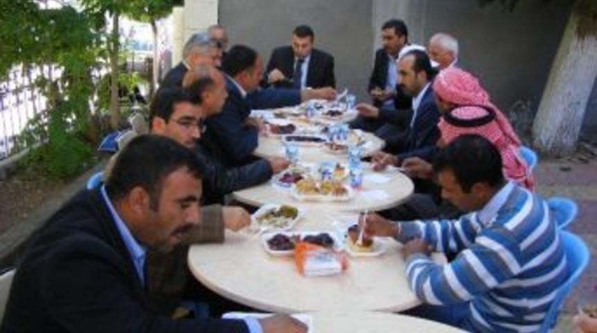 Viranşehir’de Fakir Öğrenciler Yararına Kermes