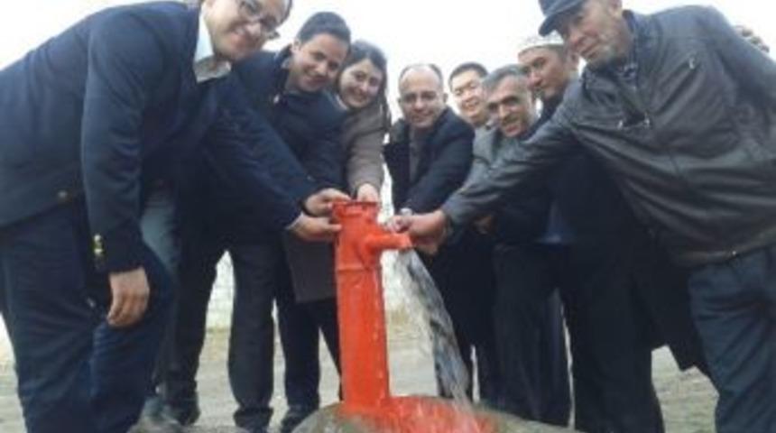Tika, Kırgızistan'da K&ouml;ylerin İ&ccedil;me Suyu Sorununu &Ccedil;&ouml;z&uuml;yor