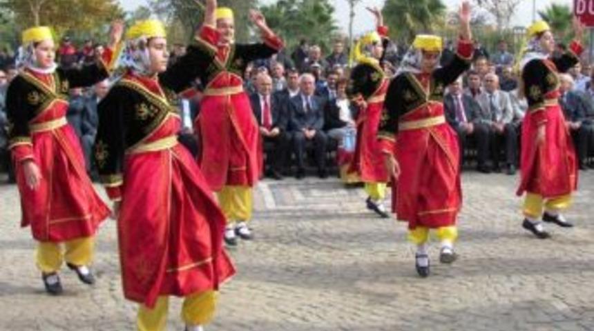 &Ouml;demiş S&uuml;s Bitkileri Ve Fidancılık Sergisi A&ccedil;ıldı