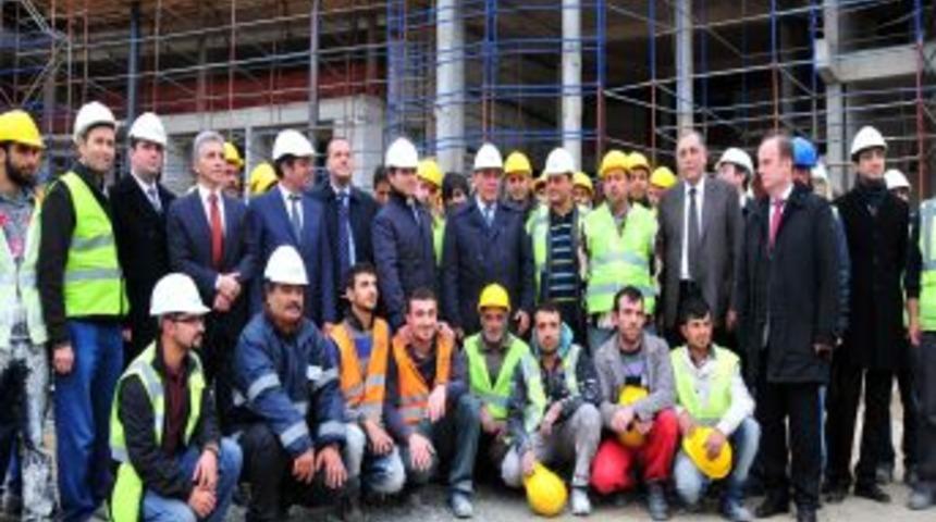 Hasan Doğan Milli Takım Kamp Ve Eğitim Tesisleri Inşaatına Ziyaret