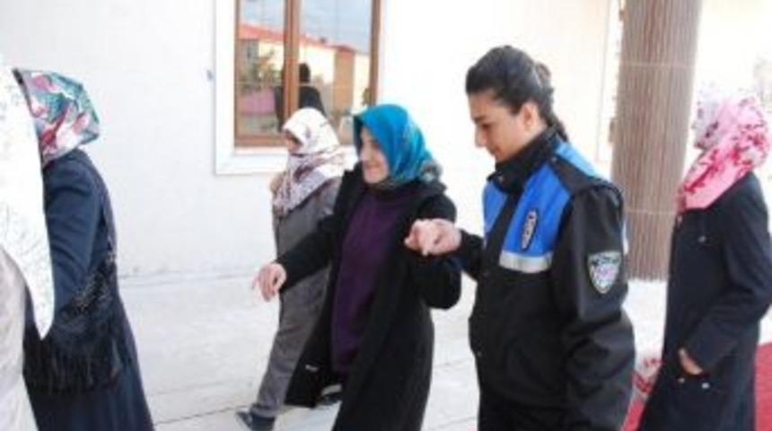 Tdp&rsquo;den &ldquo;g&uuml;venli Aile Mutlu Ailede Başlar&rdquo; Paneli&hellip;