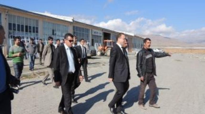 Kaymakam Zadeleroğlu Sanayi Sitesi Esnafını Dinledi