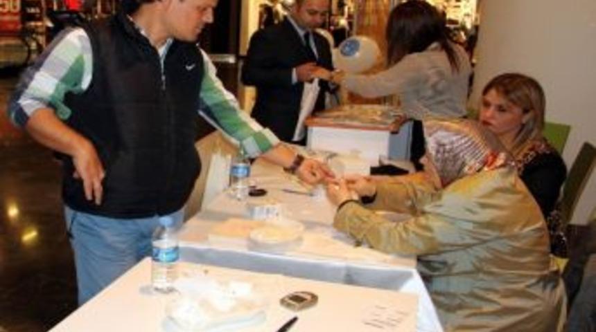 Piazza'da Kan Şekeri Testi