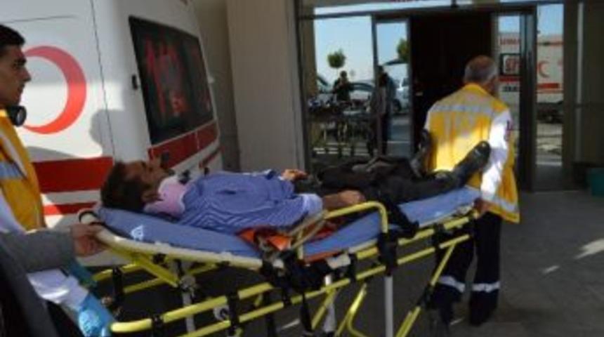 Besni'de Trafik Kazası: 4 Yaralı