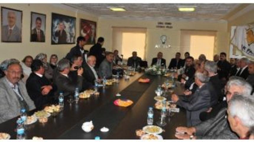 Tahsin Babaş, Aday Adaylığını A&ccedil;ıkladı