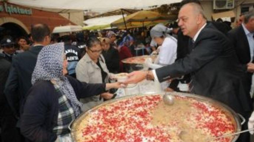 Manisa&rsquo;da Aşure Etkinliğine Devam