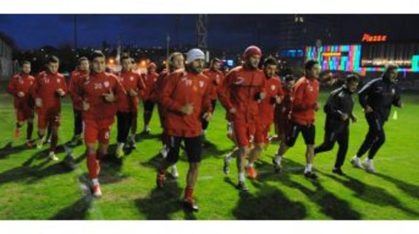 Samsunspor'da Hazırlıklar S&uuml;r&uuml;yor